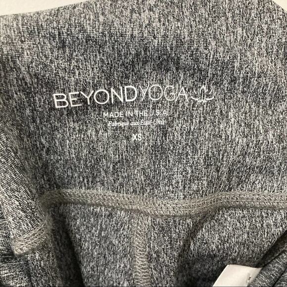 Beyond Yoga Alloy Ombre Leggings size XS NEW Metallic Grey Gold High-Rise - Picture 2 of 11